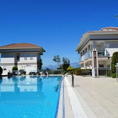 Golf Garden 4+1 Duplex Villa Belek