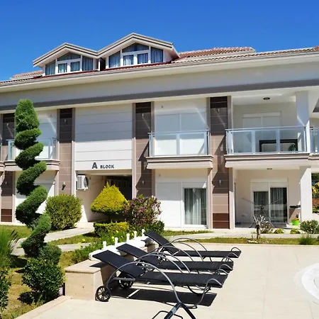 Golf Garden 4+1 Duplex Villa